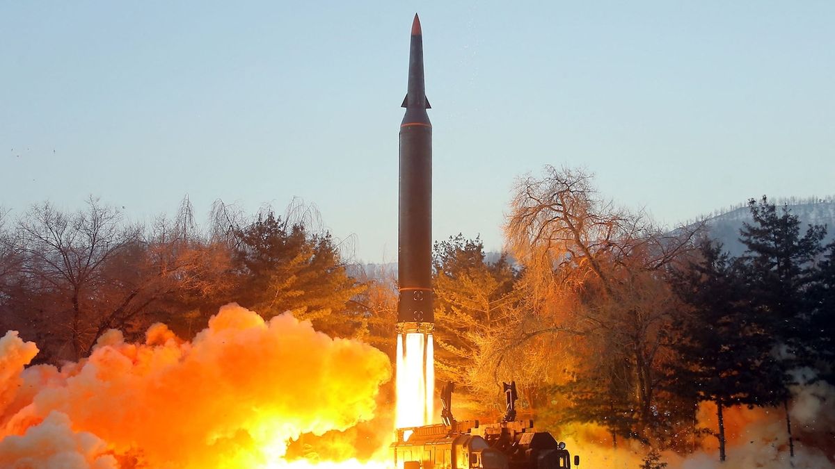Severokorejci odpálili další mezikontinentální raketu